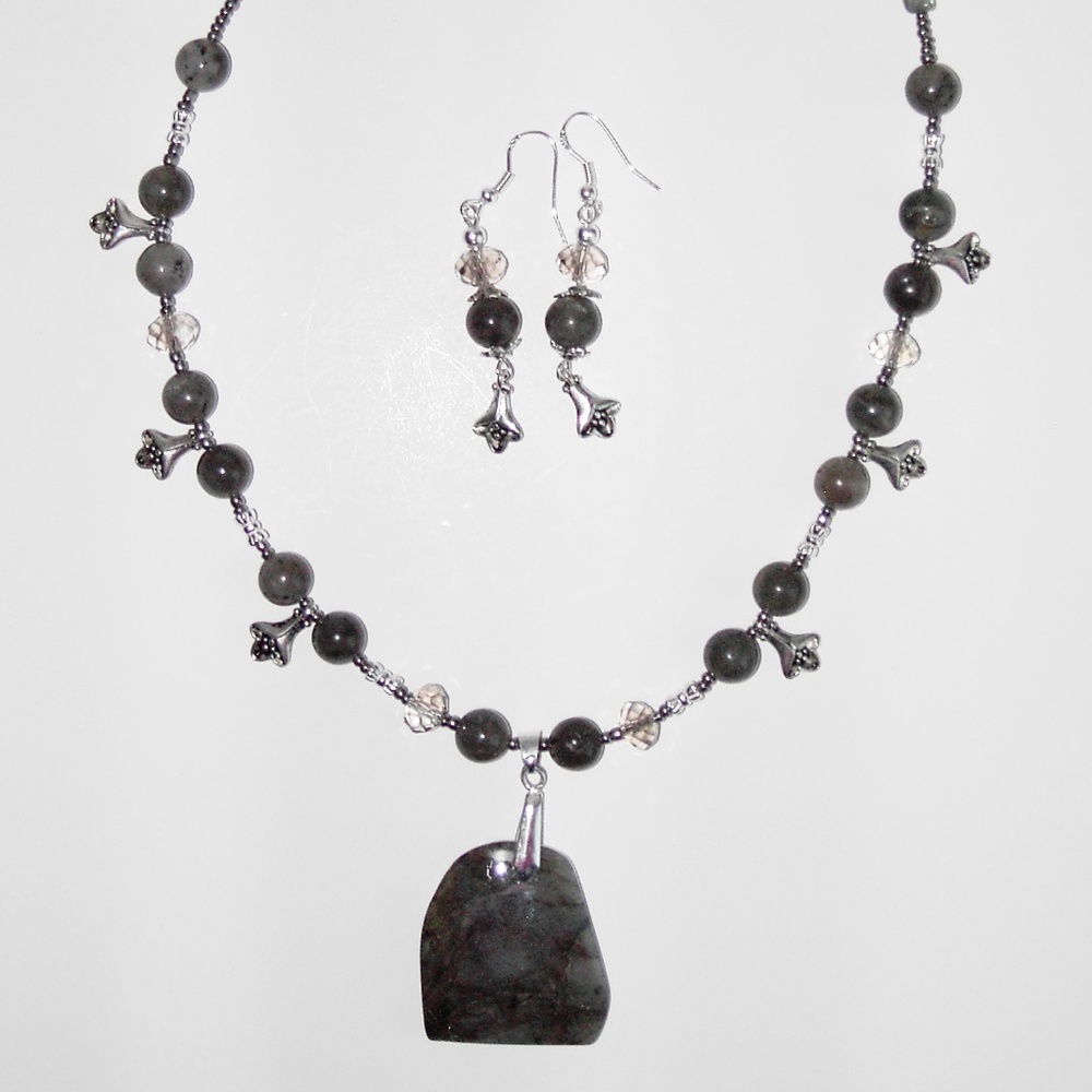 Natural Labradorite necklace/earrings  set  (#212)
